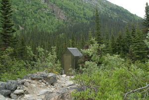 Outhouse of the Year, 2007, in Alaska (Photo credit: Andrew Lin, via Wikimedia Commons).